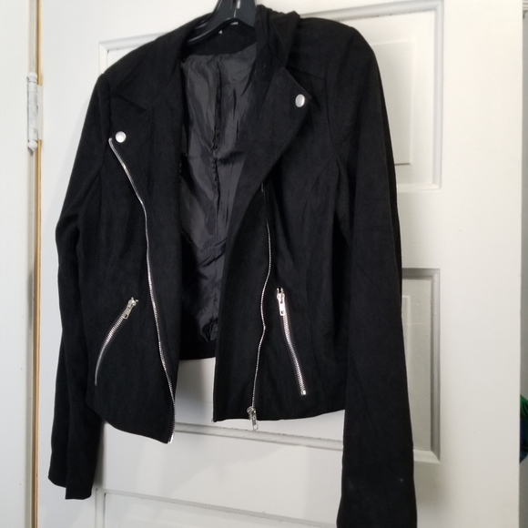Jacket - Picture 3 of 6